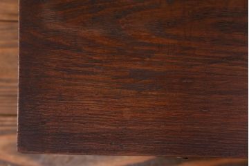 アンティーク 古い木の使い込まれた小さな収納箱