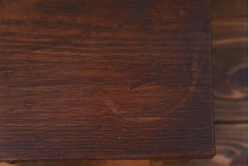 アンティーク 古い木の使い込まれた小さな収納箱