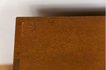 レトロ家具　昭和レトロ レトロなデザインの縦型本棚(書類棚、カルテケース)