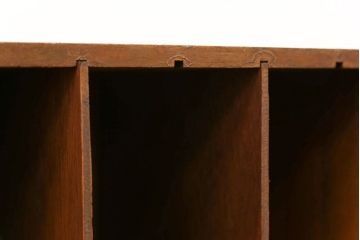 レトロ家具　昭和レトロ レトロなデザインの縦型本棚(書類棚、カルテケース)