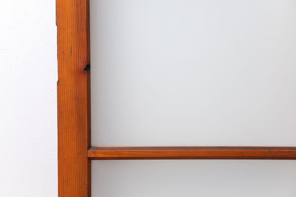 昭和レトロ すりガラス入りのシンプルな扉(ドア)