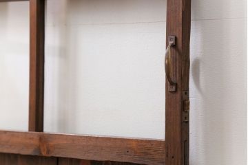 アンティーク 簡素な作りのシンプルな扉　(ドア)