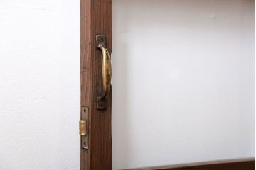 アンティーク 簡素な作りのシンプルな扉　(ドア)