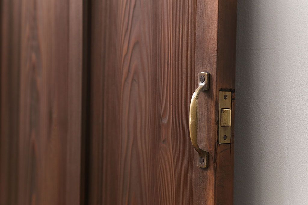 古民具・骨董 ダイヤガラス入りの上品な扉(ドア)