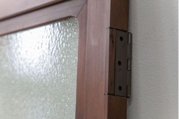 古民具・骨董 ダイヤガラス入りの上品な扉(ドア)