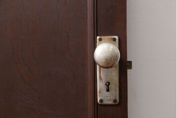 アンティーク 大正ロマン　ダイヤガラス入りのレトロなドア(扉)