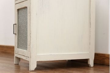 アンティーク家具　アンティークペイント ダイヤガラスの小さなサイドキャビネット(収納棚)