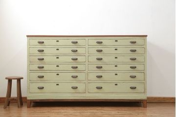 レトロ家具　昭和レトロ アンティークペイント 脚付きの12杯引き出し(チェスト、ドロワー)