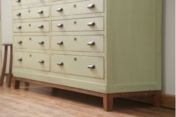 レトロ家具　昭和レトロ アンティークペイント 脚付きの12杯引き出し(チェスト、ドロワー)