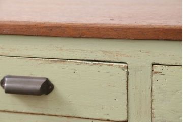 レトロ家具　昭和レトロ アンティークペイント 脚付きの12杯引き出し(チェスト、ドロワー)