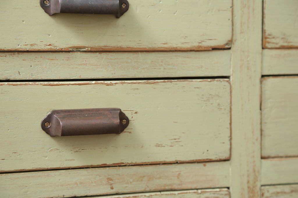 レトロ家具　昭和レトロ アンティークペイント 脚付きの12杯引き出し(チェスト、ドロワー)