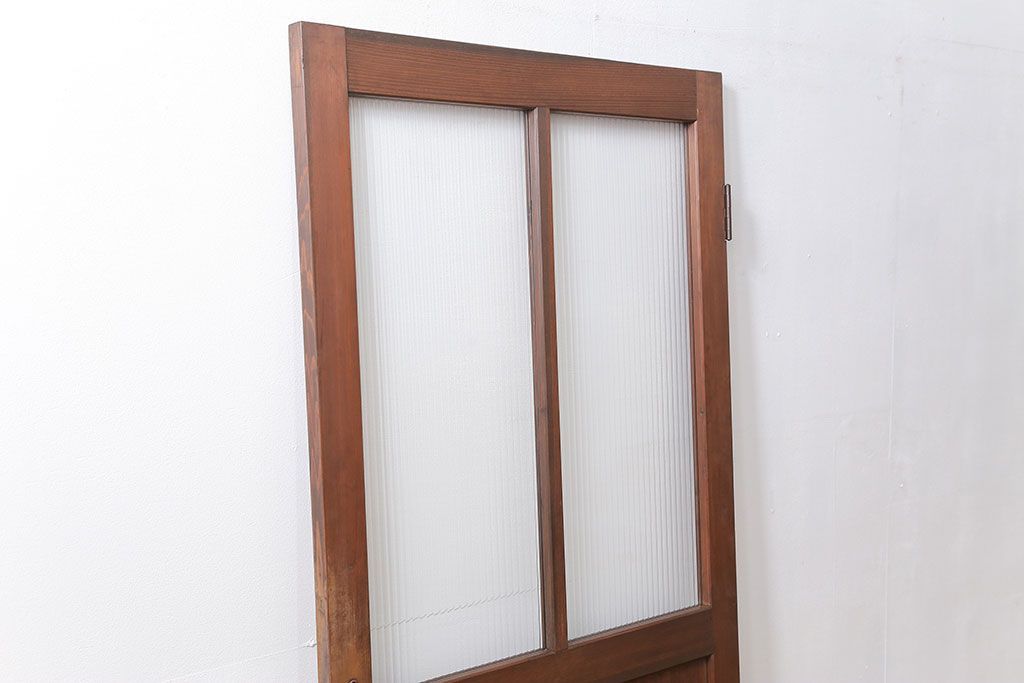 アンティーク モールガラス入りの上質な扉(ドア)