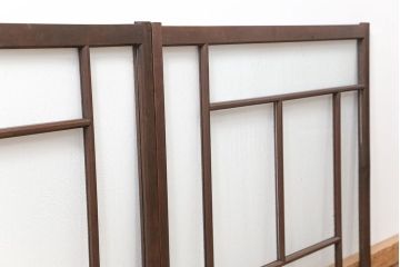 大正ロマン　気泡ガラス入りの上質な変わり型ガラス戸2枚(引き戸・窓)