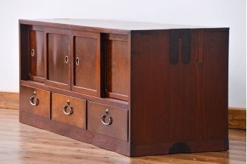 アンティーク家具　古民具・骨董 前面欅材 杢目の素晴らしい時代箪笥ローボード(収納棚)