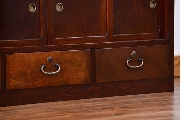 アンティーク家具　古民具・骨董 前面欅材 杢目の素晴らしい時代箪笥ローボード(収納棚)