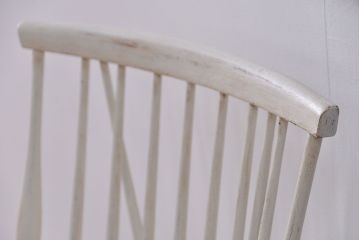 中古　飛騨産業キツツキマーク　アンティークペイント　スティックバックチェア(椅子、イス)