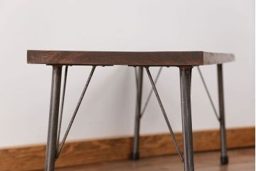 アンティーク家具　アンティーク 天板一枚板　使い込まれた古材天板の鉄脚センターテーブル(8)