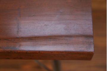 アンティーク家具　アンティーク 天板一枚板　使い込まれた古材天板の鉄脚センターテーブル(9)(ベンチ、長椅子、長イス)