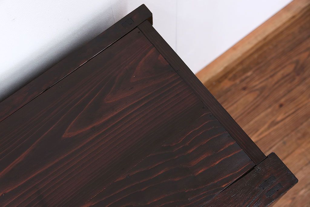 アンティーク家具　古民具・骨董 シックな収納箪笥サイドボード(水屋箪笥、帳場箪笥)