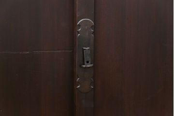 アンティーク家具　古民具・骨董 シックな収納箪笥サイドボード(水屋箪笥、帳場箪笥)