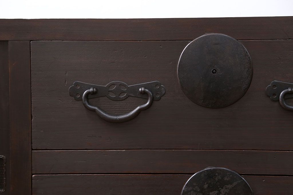 アンティーク家具　古民具・骨董 シックな収納箪笥サイドボード(水屋箪笥、帳場箪笥)