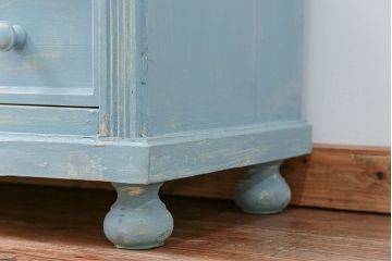 アンティーク家具 フランスアンティーク リメイク品 ペンキのはげた引き出し付きフレンチキャビネット(1)(収納棚、飾り棚)