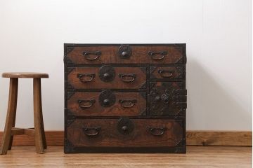 アンティーク家具　古民具・骨董 前面欅(ケヤキ)材玉杢 杢目のすばらしい仙台小箪笥(時代箪笥、帳場箪笥)