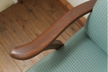 レトロ家具　昭和レトロ 1960年代 かわいいデザインのアンティークソファ