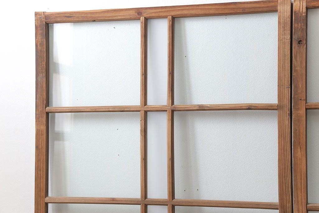 アンティーク 古い木味のガラス戸2枚セット(引き戸)