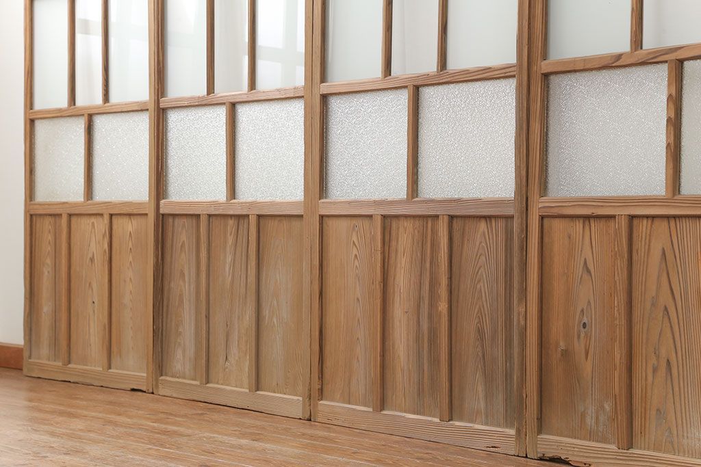 古民具・骨董 古い木味のガラス戸4枚セット(引き戸、建具)