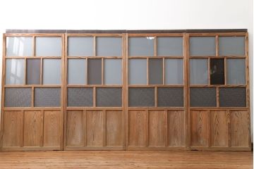 古民具・骨董 古い木味のガラス戸4枚セット(引き戸、建具)