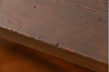 アンティーク家具　アンティーク かわいいデザインのサイドテーブル(作業台)