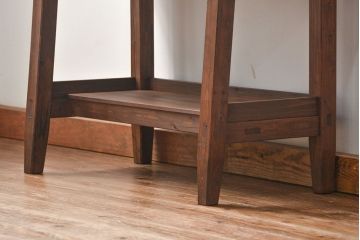 アンティーク家具　アンティーク かわいいデザインのサイドテーブル(作業台)