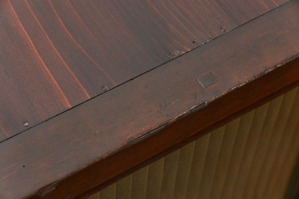 アンティーク家具　アンティーク 銀モールガラスの収納棚(戸棚)