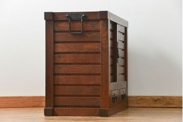 アンティーク家具　古民具・骨董 総欅　越後帳場箪笥(銭戸棚、小箪笥、船箪笥)