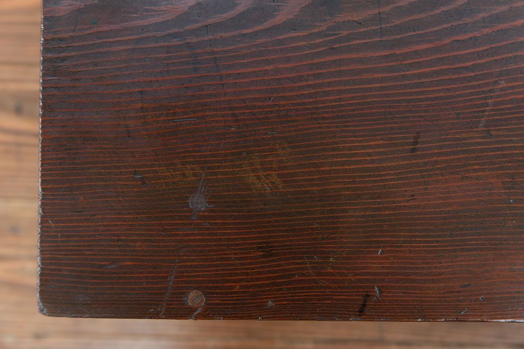 アンティーク家具　古民具・骨董 古い木の小さな机(飾り棚、テーブル)