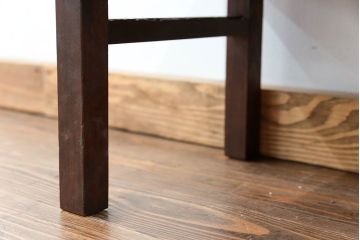 アンティーク家具　古民具・骨董 古い木の小さな机(飾り棚、テーブル)