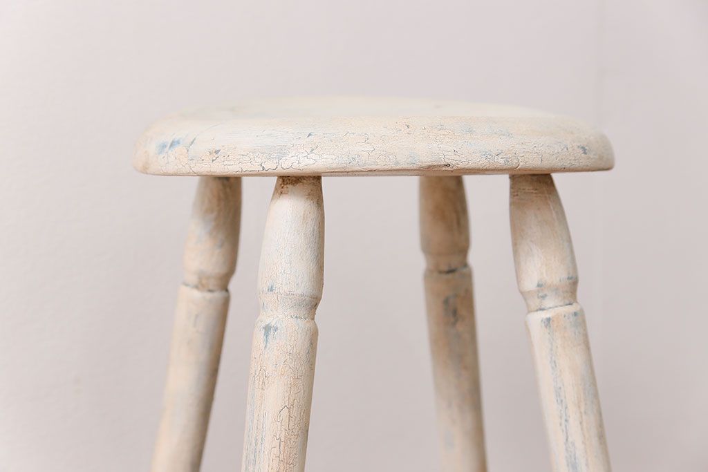 アンティーク家具　アンティークペイント かわいいスツール(1)(丸椅子、イス)