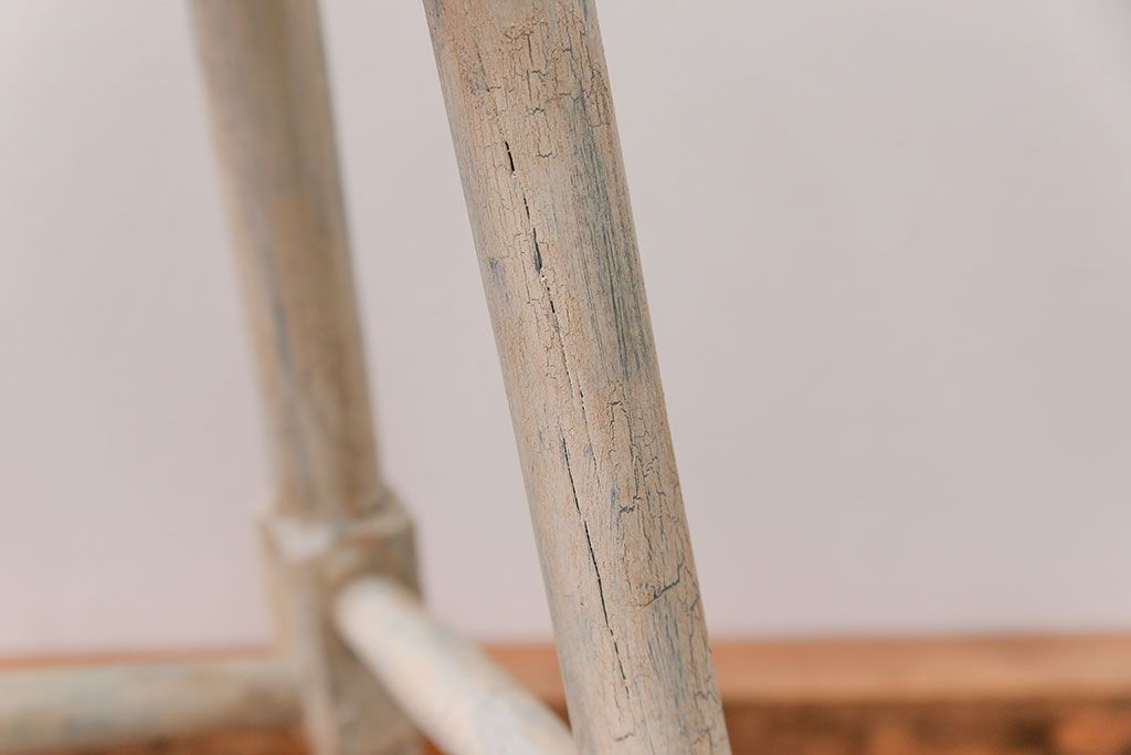 アンティーク家具　アンティークペイント かわいいスツール(1)(丸椅子、イス)