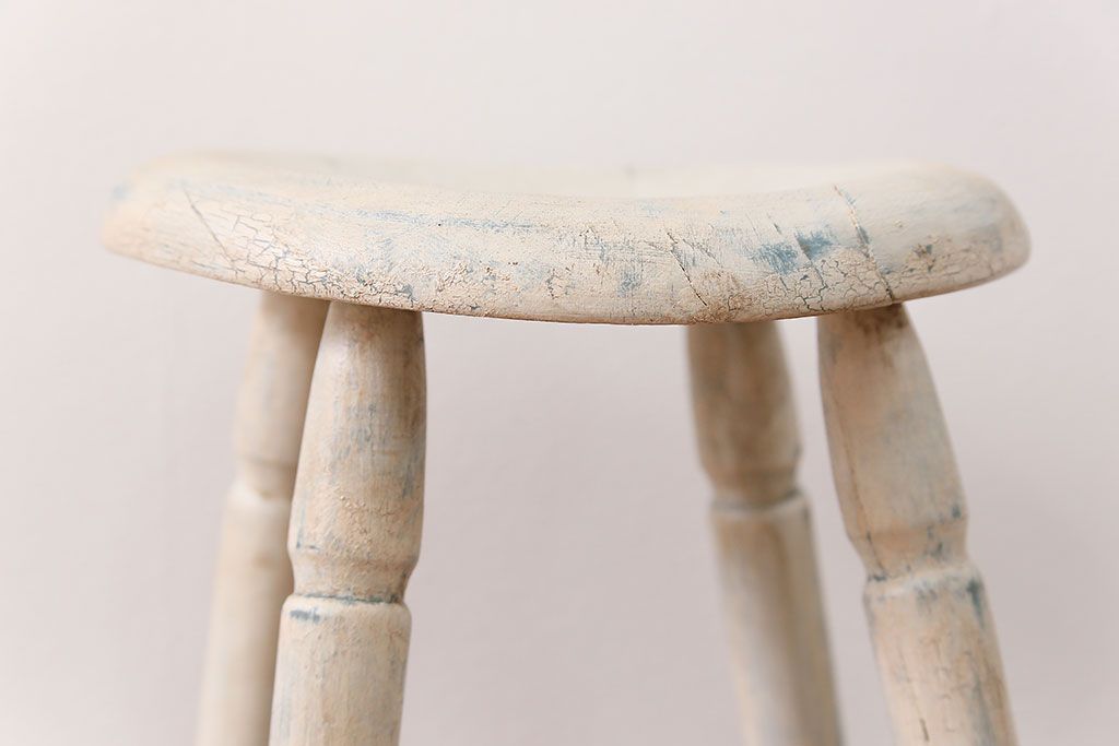 アンティーク家具　アンティークペイント かわいいスツール(1)(丸椅子、イス)