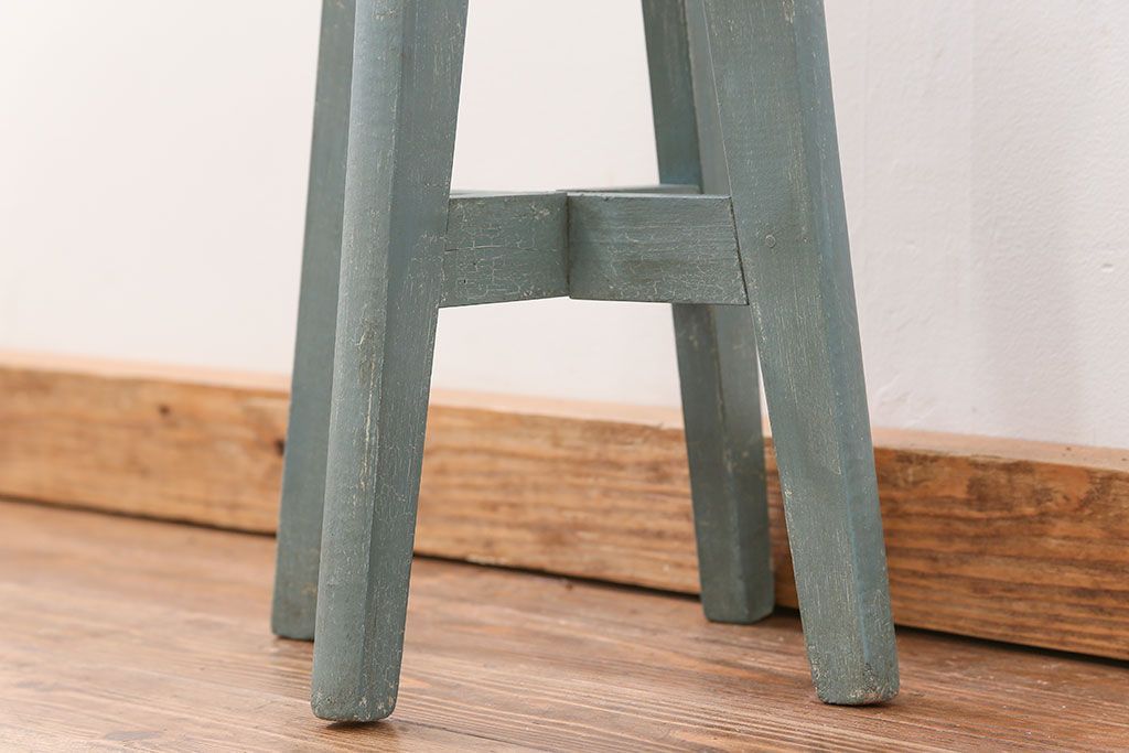 アンティーク家具　アンティークペイント かわいいスツール(2)(丸椅子、イス)