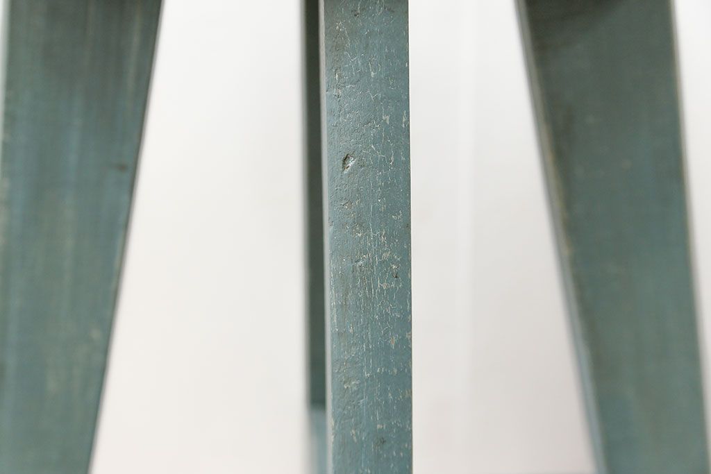 アンティーク家具　アンティークペイント かわいいスツール(2)(丸椅子、イス)