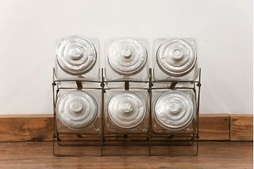 アンティーク雑貨　昭和レトロ 古い駄菓子屋の六連ガラス瓶(ガラスビン)