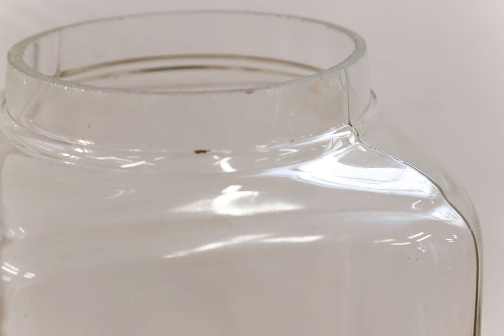 アンティーク雑貨　アンティーク 古い駄菓子屋のレトロなガラス瓶3個セット(ガラスビン)