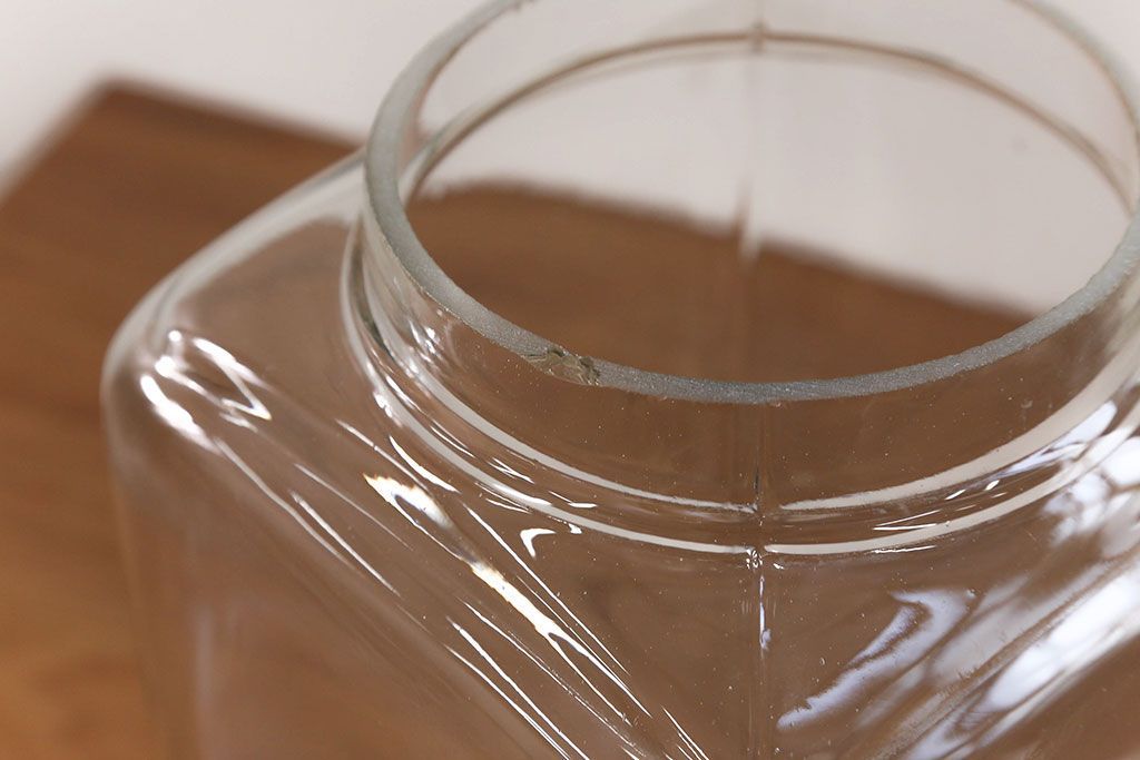 アンティーク雑貨　アンティーク 古い駄菓子屋のレトロなガラス瓶3個セット(ガラスビン)