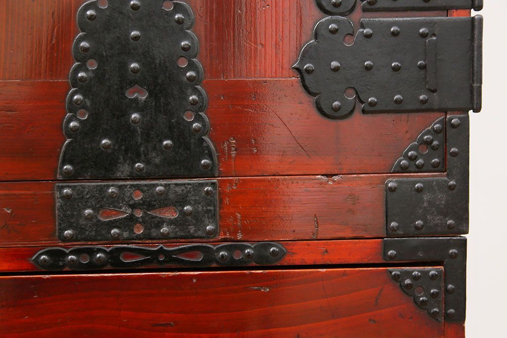 古民具・骨董 美品　金具の立派な観音開き時代箪笥(帳場箪笥、たんす)