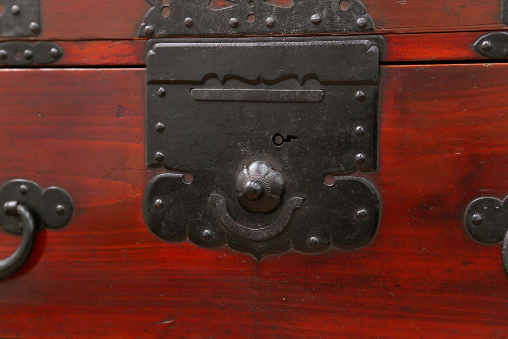 古民具・骨董 美品　金具の立派な観音開き時代箪笥(帳場箪笥、たんす)