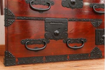 古民具・骨董 美品　金具の立派な観音開き時代箪笥(帳場箪笥、たんす)