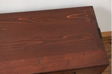 アンティーク家具　古民具・骨董 前面欅材の杢目の素晴らしい時代箪笥ローチェスト(1)(ローボード)