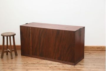 アンティーク家具　古民具・骨董 前面欅材の杢目の素晴らしい時代箪笥ローチェスト(1)(ローボード)